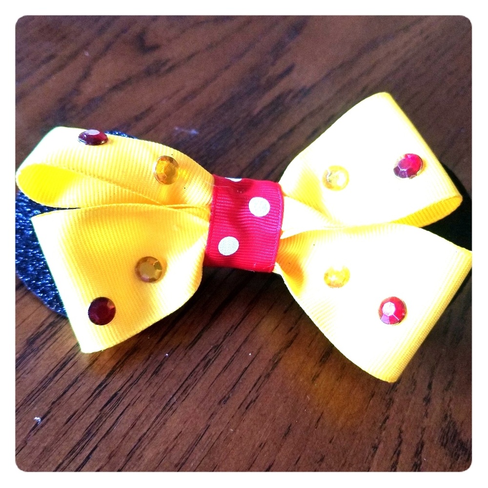 Girl hair bow